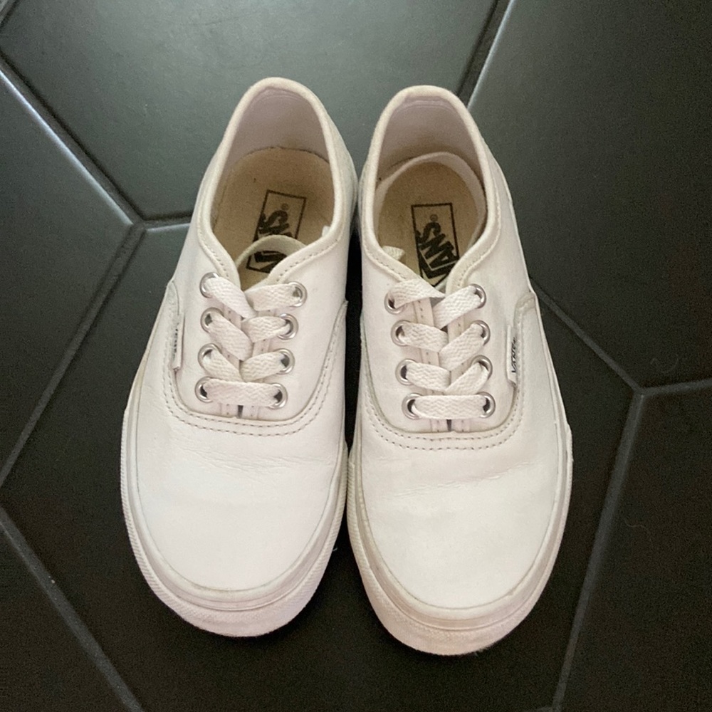 Vans kids sz 13c white leather